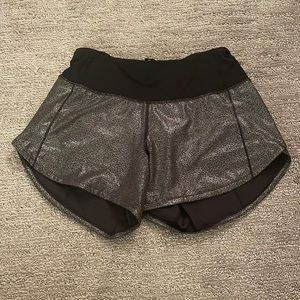 lululemon size 2 tall metallic speed up short